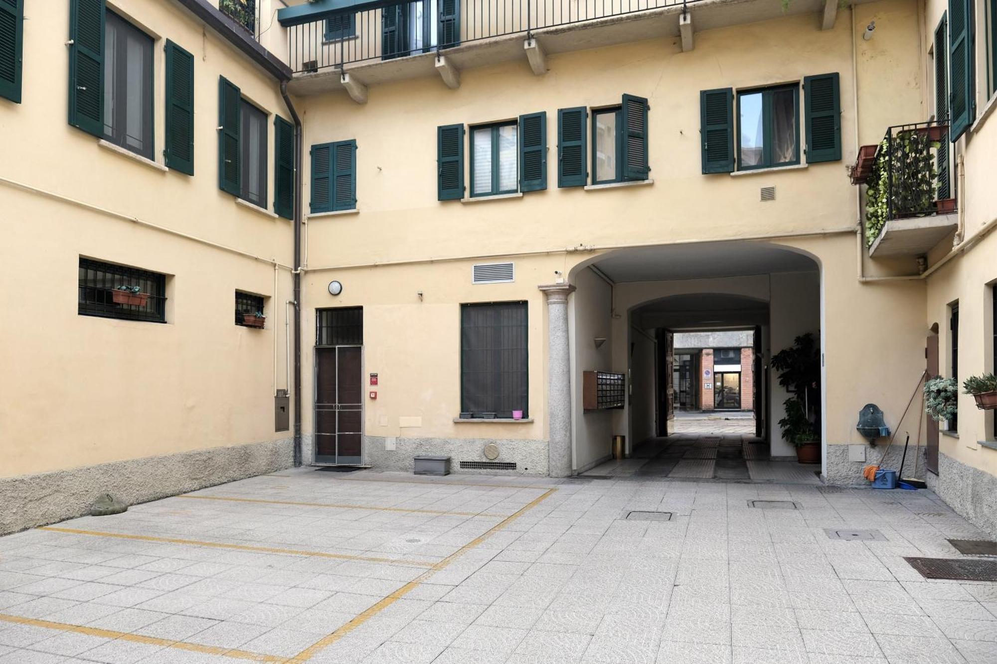 Comecasa Bright Terraced Apartment In Porta Romana Vicino Clinica Mangiagalli ميلان المظهر الخارجي الصورة